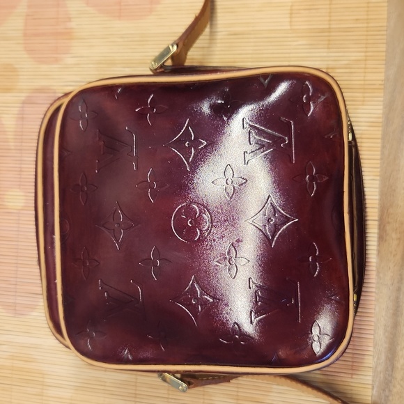 Louis Vuitton Vernis Wooster Crossbody, Custom Color - Picture 3 of 16